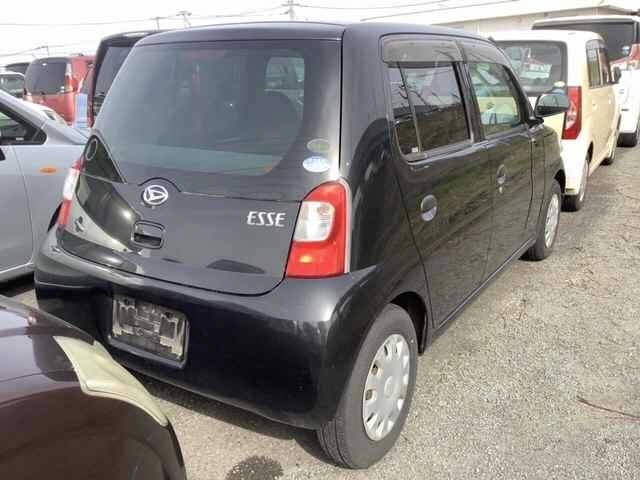 DAIHATSU ESSE