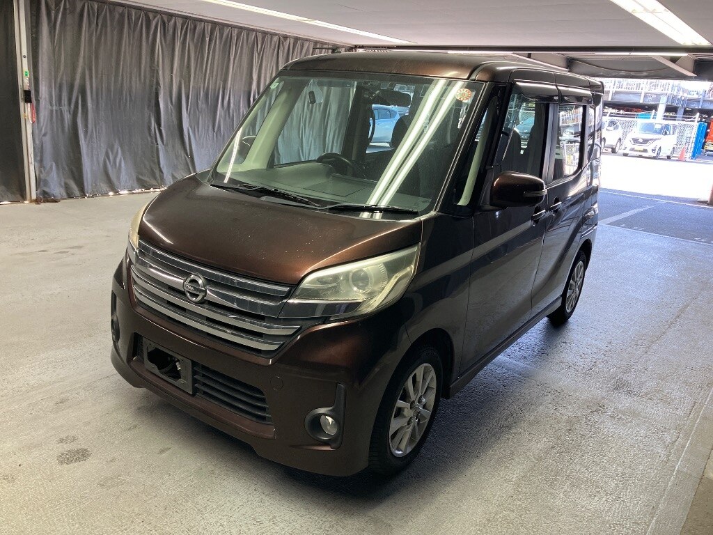 NISSAN DAYZ ROOX