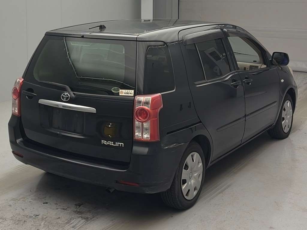 TOYOTA RAUM