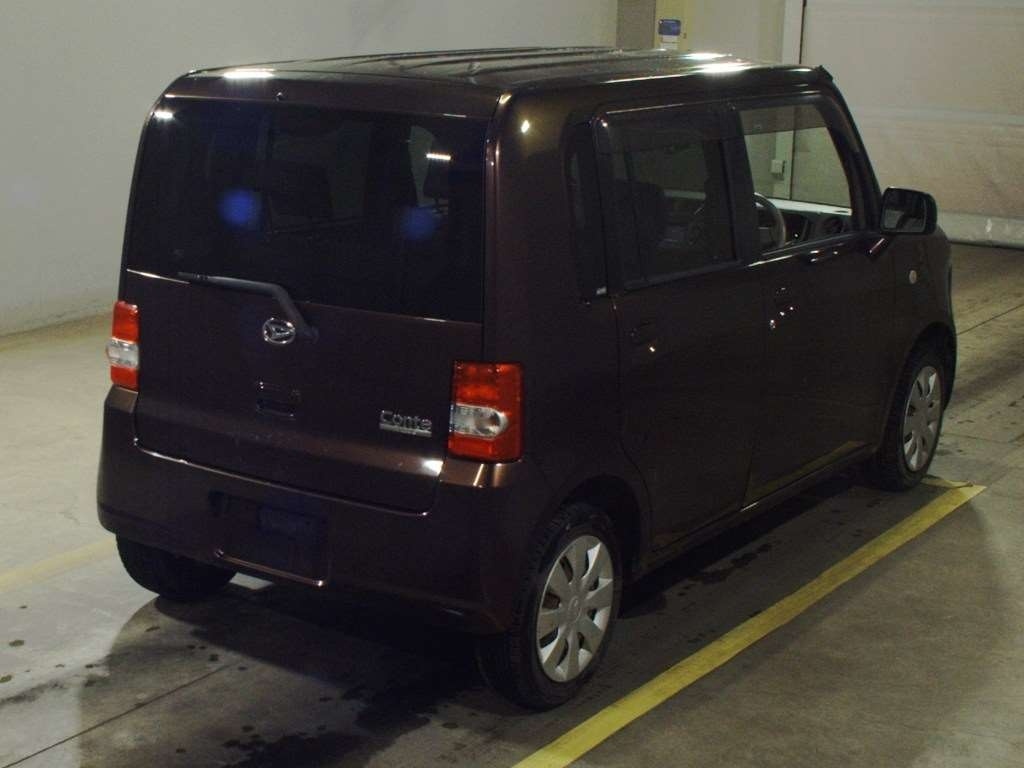 DAIHATSU MOVE CONTE