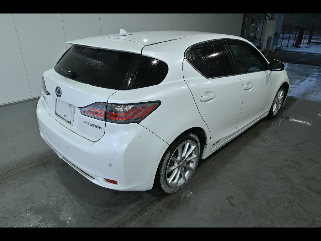 LEXUS CT200H