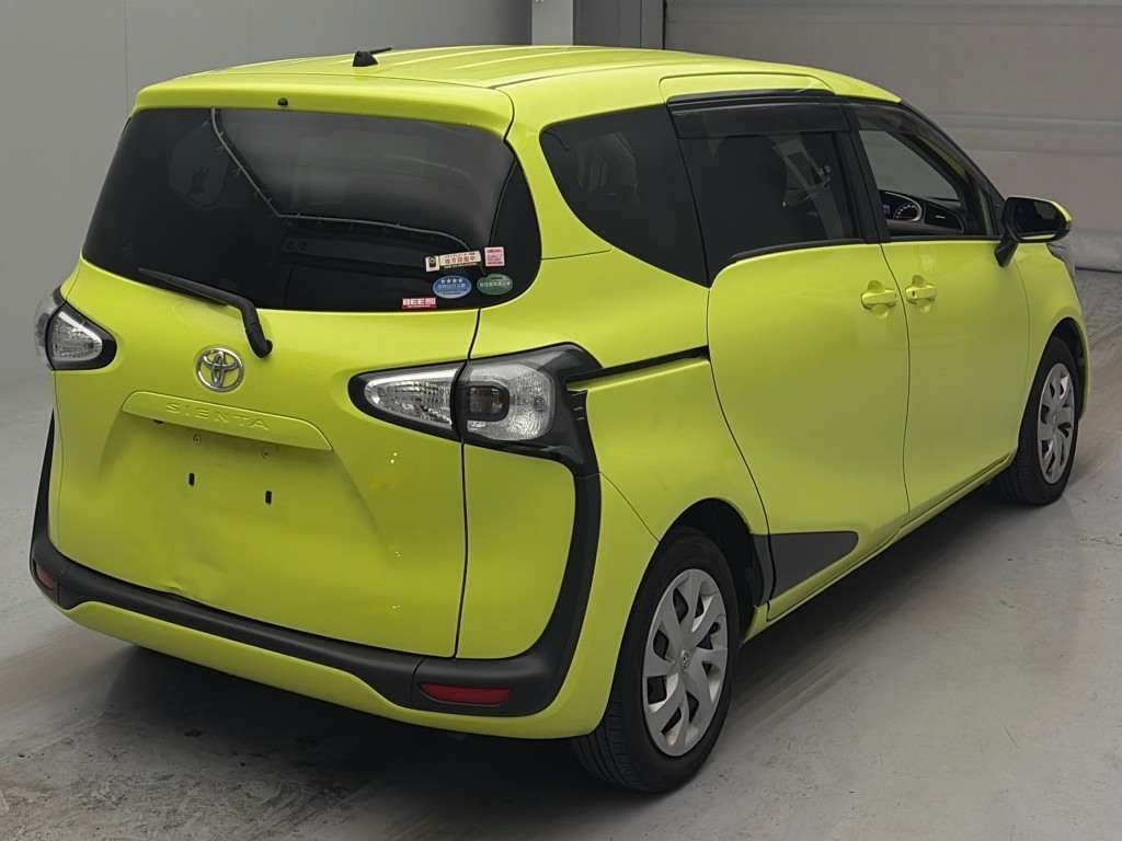 TOYOTA SIENTA
