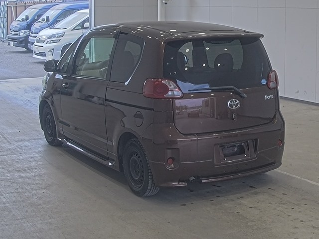 TOYOTA PORTE