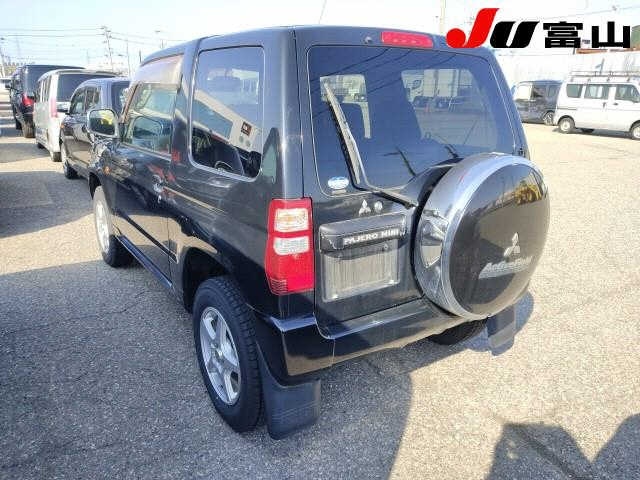 MITSUBISHI PAJERO MINI