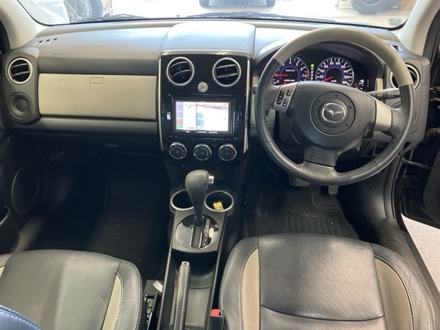 MAZDA VERISA