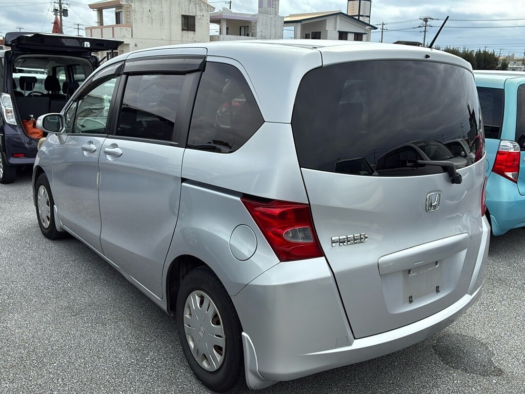 HONDA FREED
