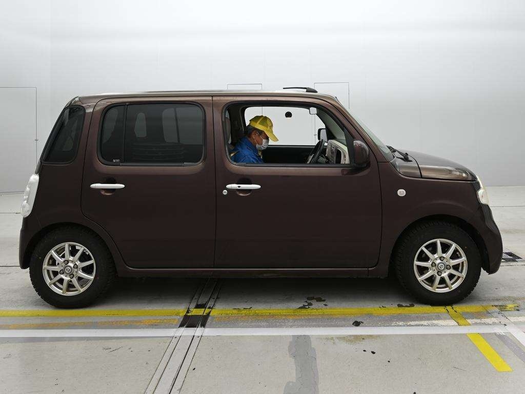 DAIHATSU MIRA COCOA