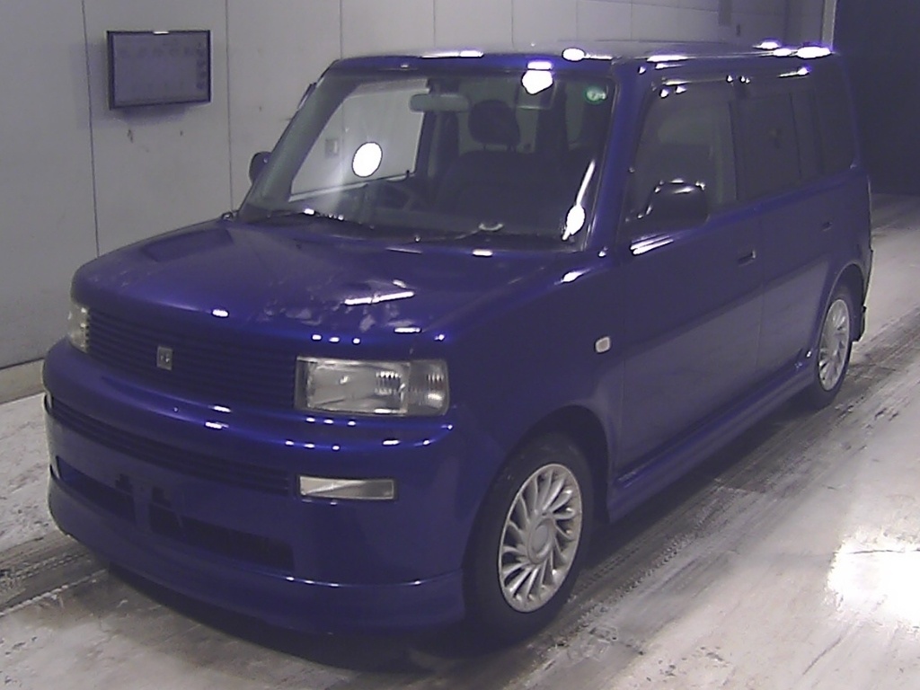 TOYOTA BB