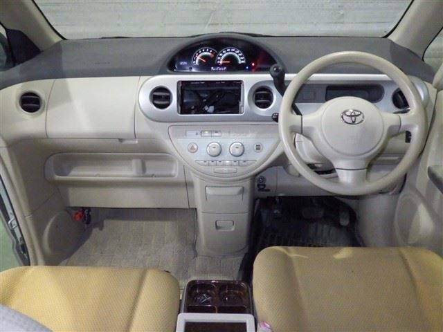 TOYOTA PORTE