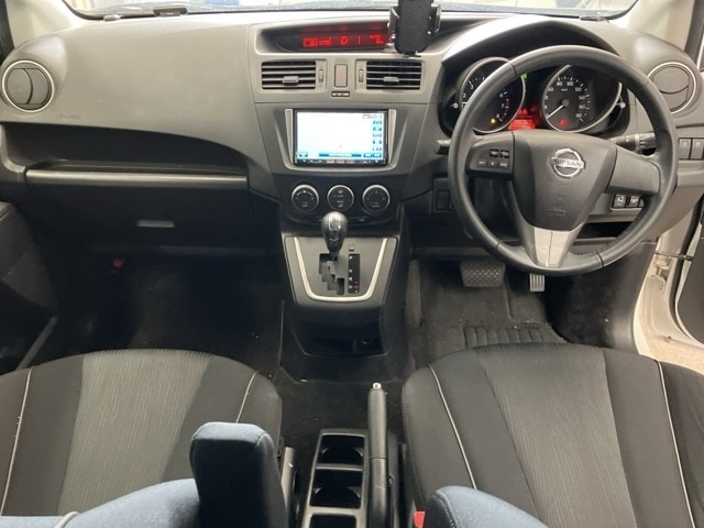 NISSAN LAFESTA