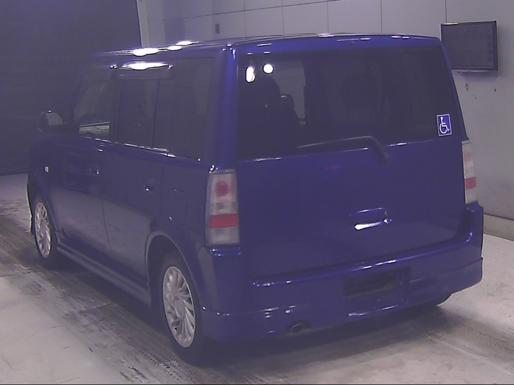 TOYOTA BB
