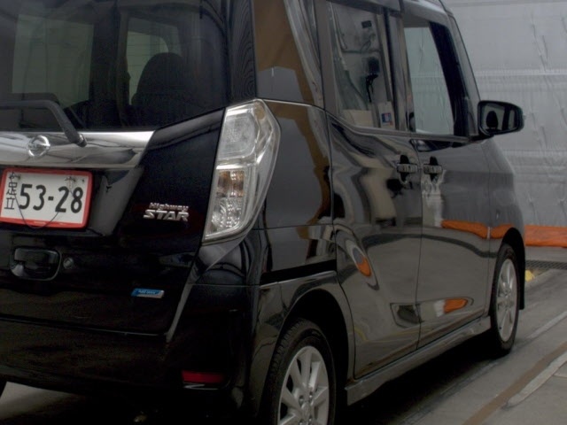 NISSAN DAYZ ROOX