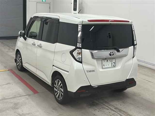 TOYOTA TANK