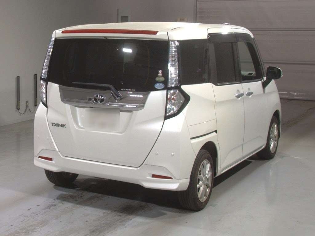 TOYOTA TANK