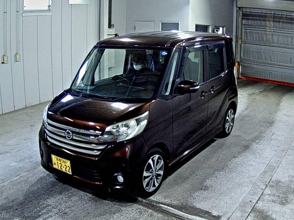 NISSAN DAYZ ROOX