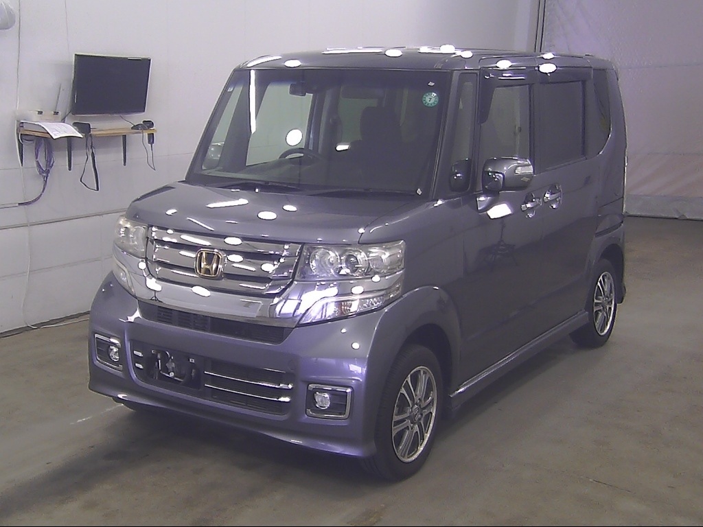 HONDA N-BOX
