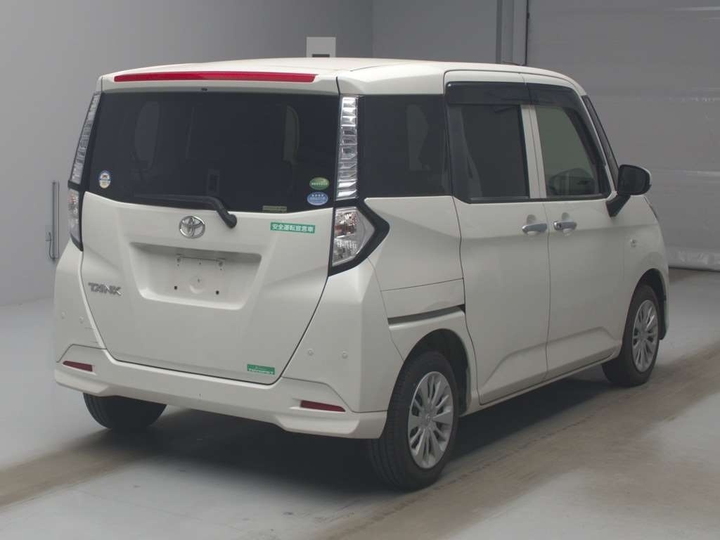 TOYOTA TANK