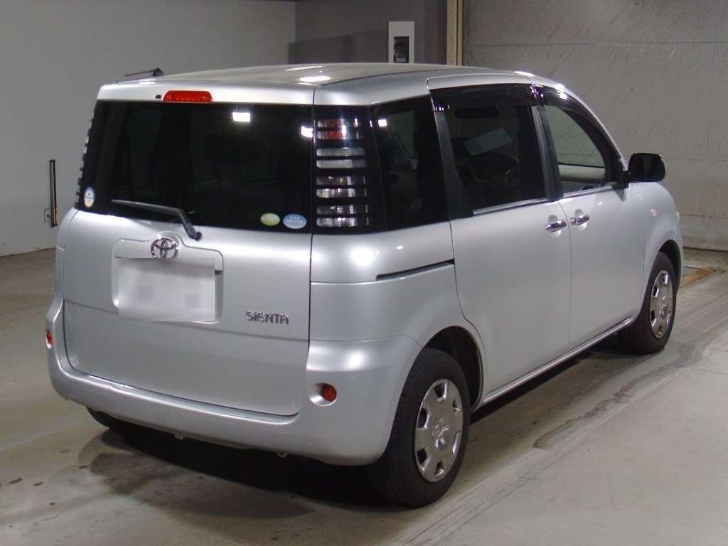 TOYOTA SIENTA