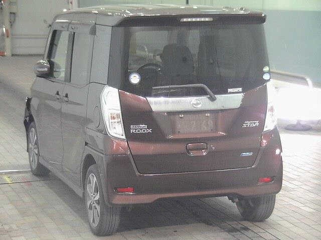 NISSAN DAYZ ROOX