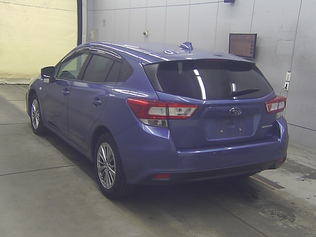 SUBARU IMPREZA