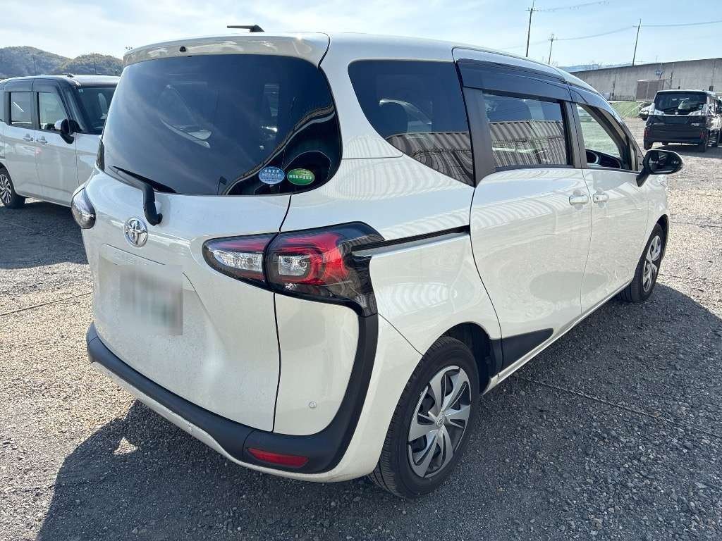 TOYOTA SIENTA