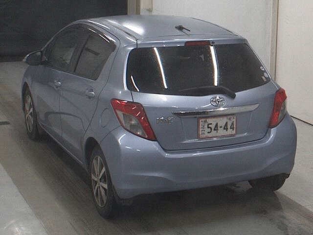 TOYOTA VITZ