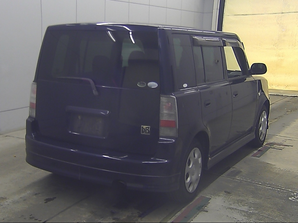 TOYOTA BB