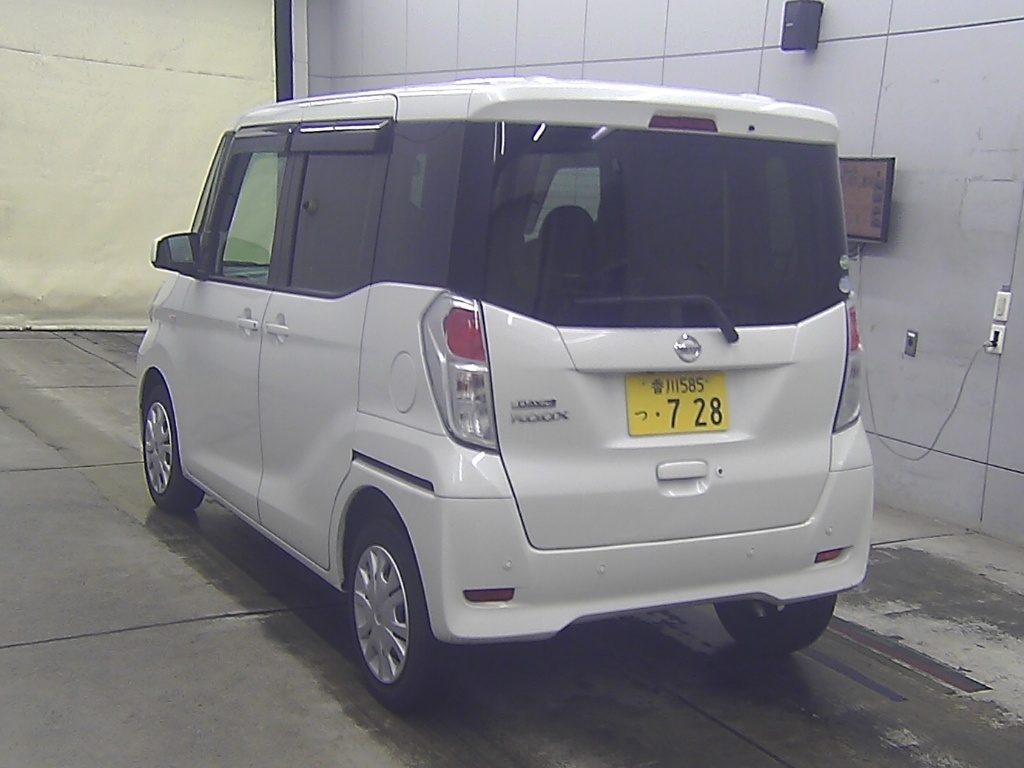 NISSAN DAYZ ROOX