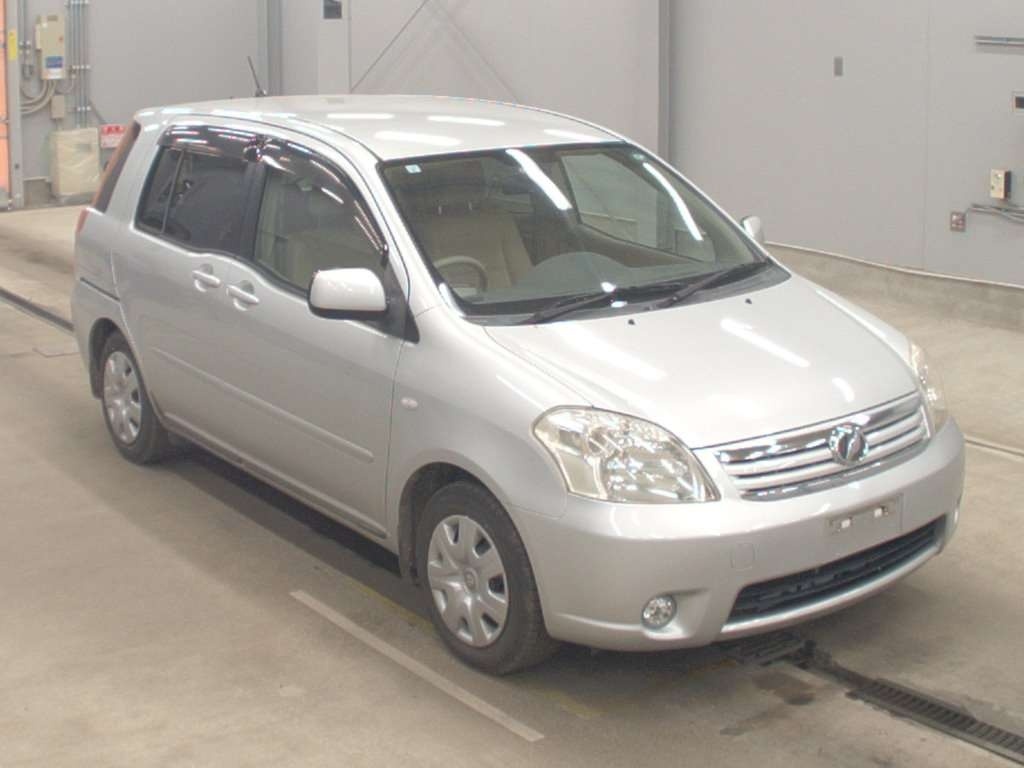 TOYOTA RAUM