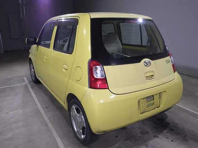 DAIHATSU ESSE