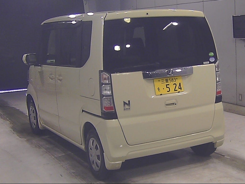 HONDA N-BOX