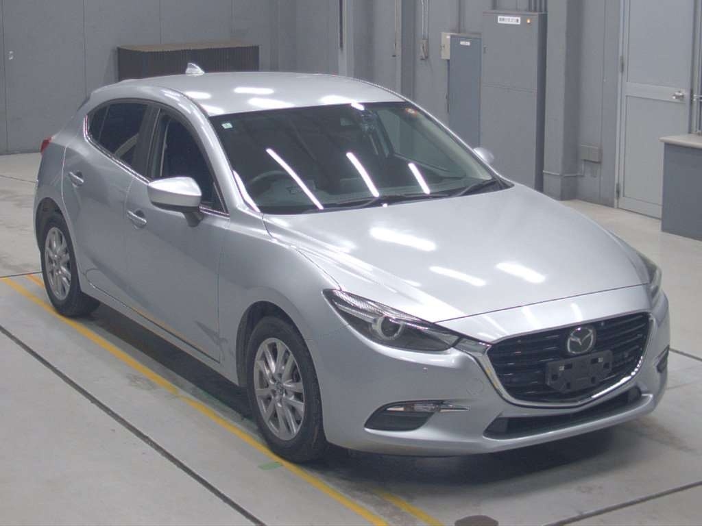 MAZDA AXELA