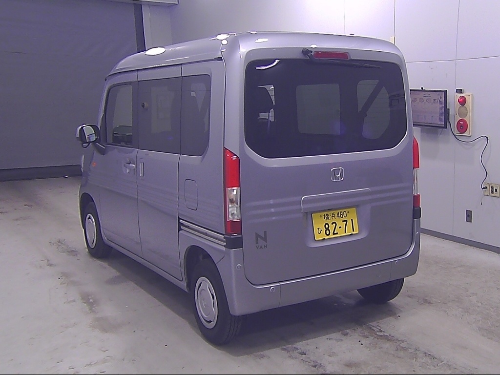 HONDA N-VAN