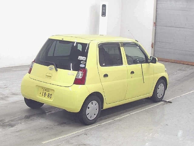 DAIHATSU ESSE