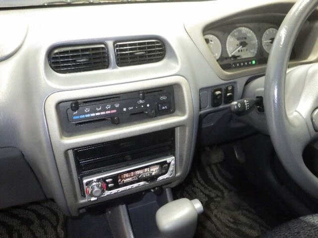 DAIHATSU TERIOS KID