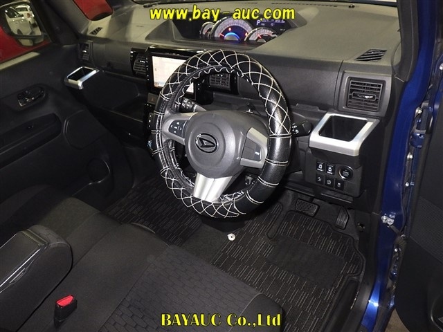 DAIHATSU WAKE