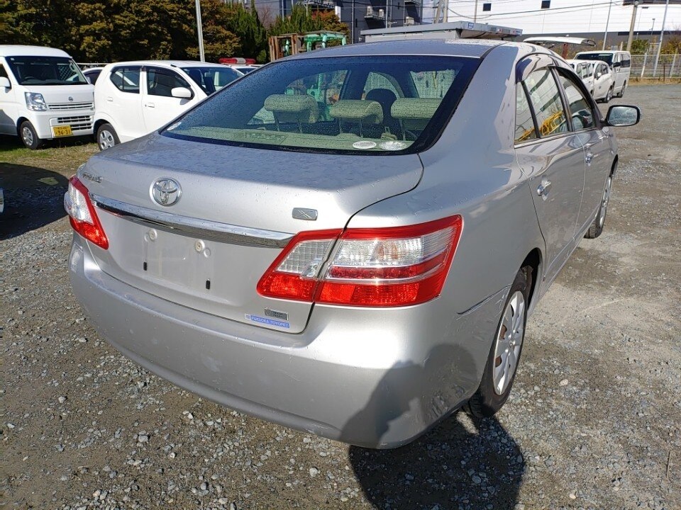 TOYOTA PREMIO