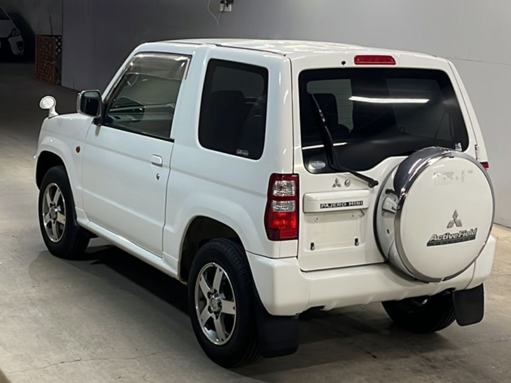 MITSUBISHI PAJERO MINI