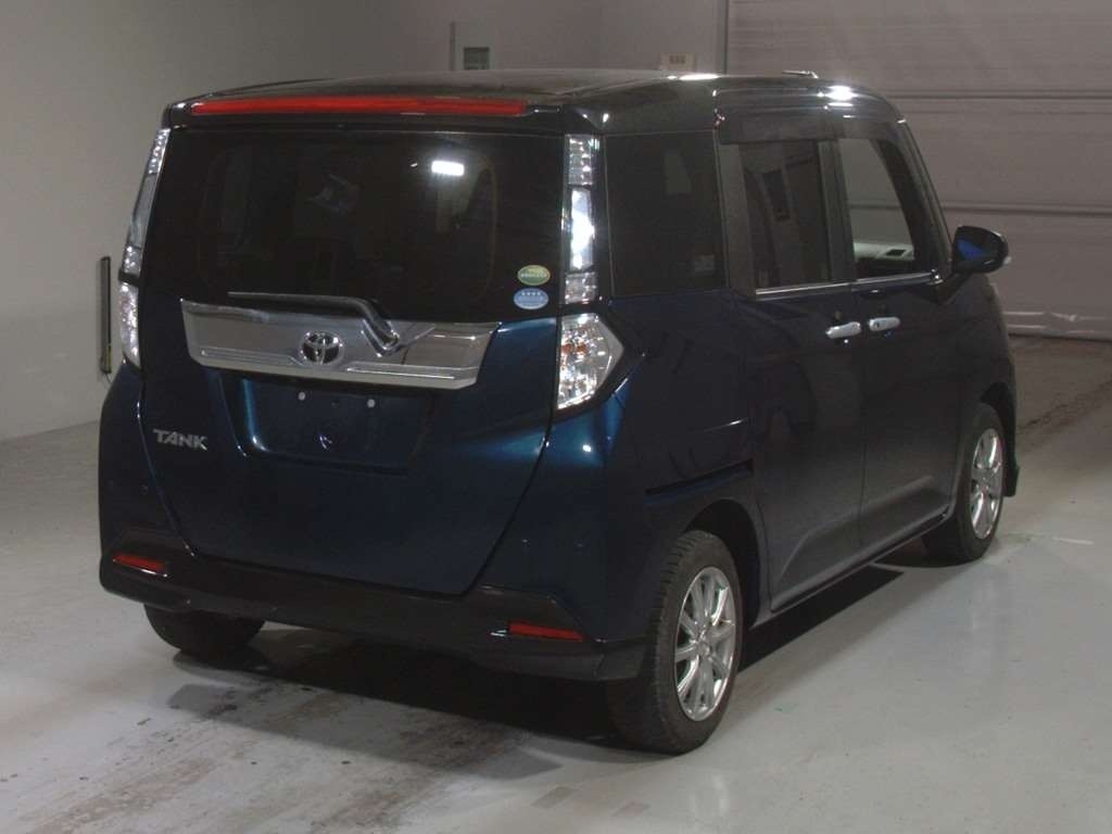 TOYOTA TANK