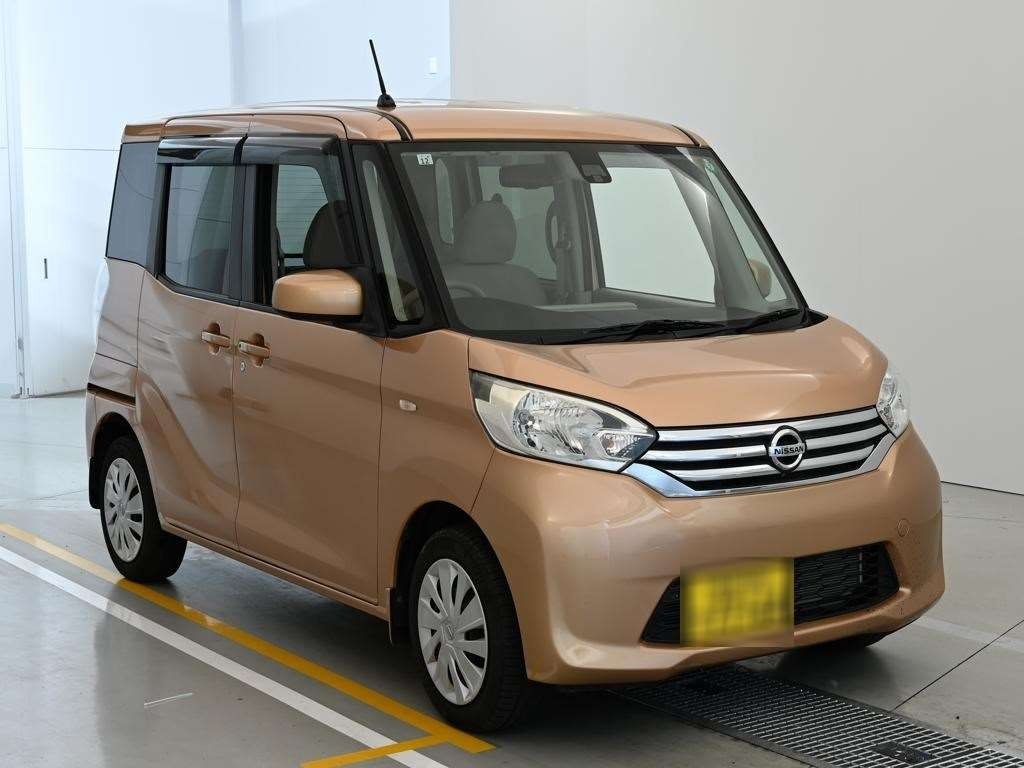 NISSAN DAYZ ROOX