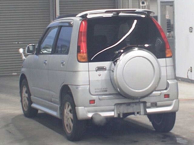 DAIHATSU TERIOS KID