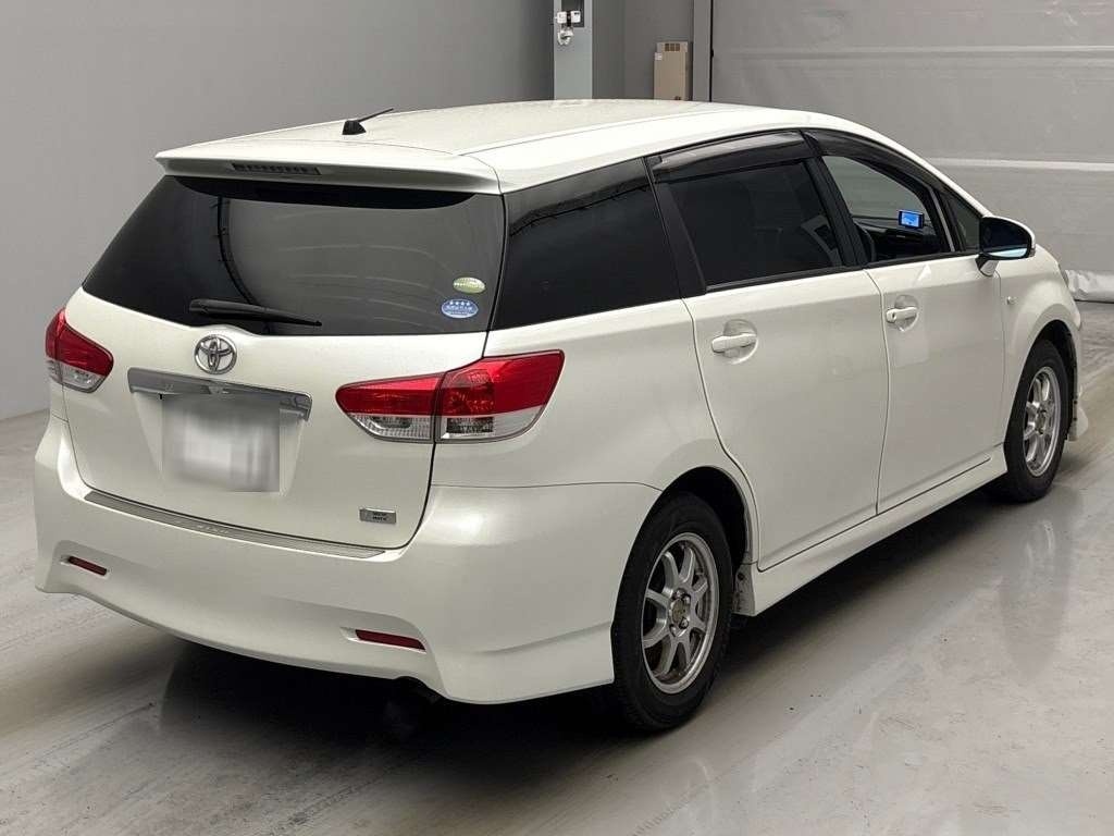 TOYOTA WISH