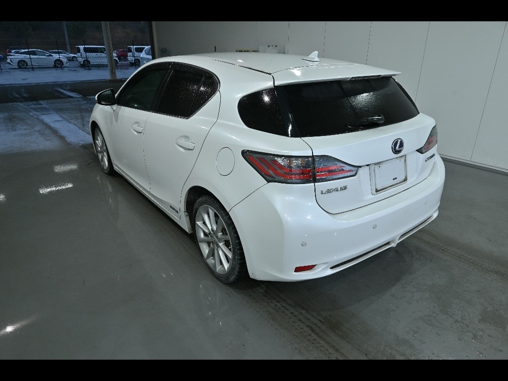 LEXUS CT200H