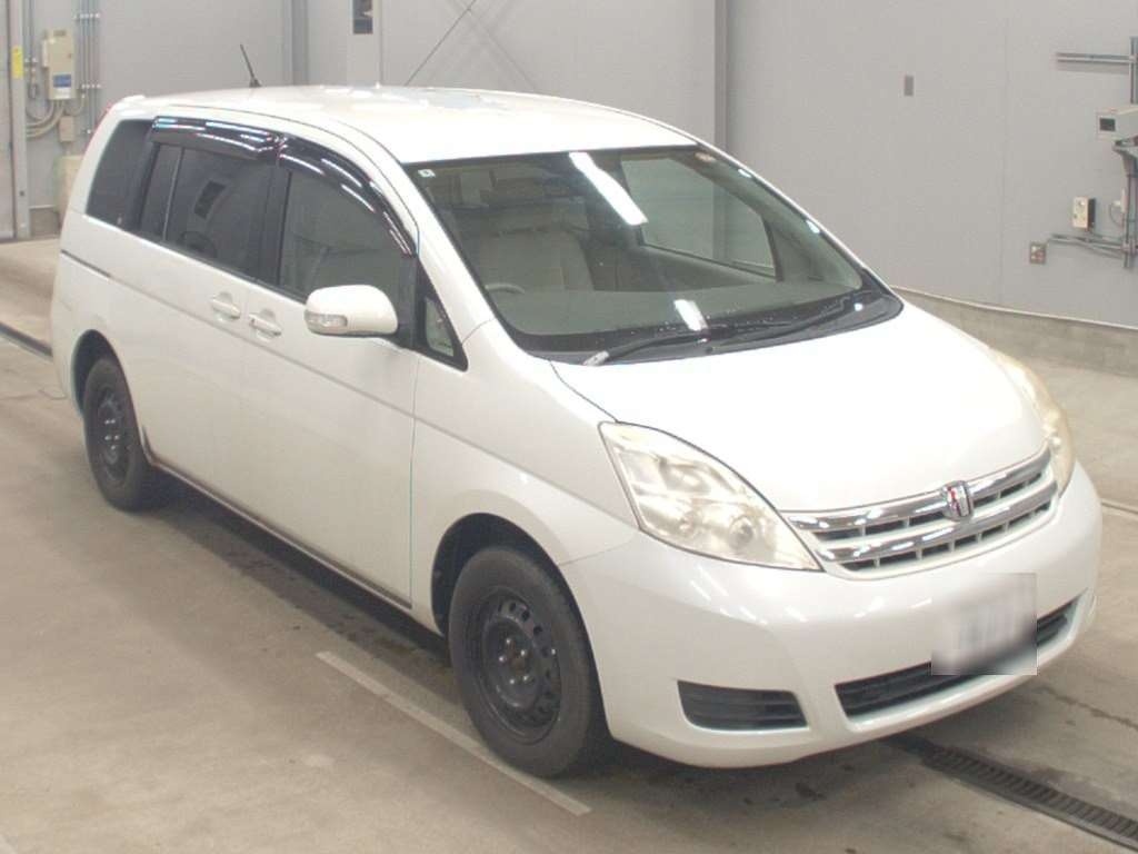 TOYOTA ISIS