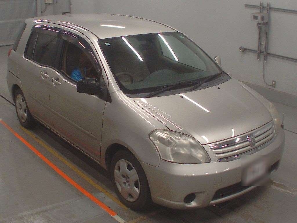 TOYOTA RAUM