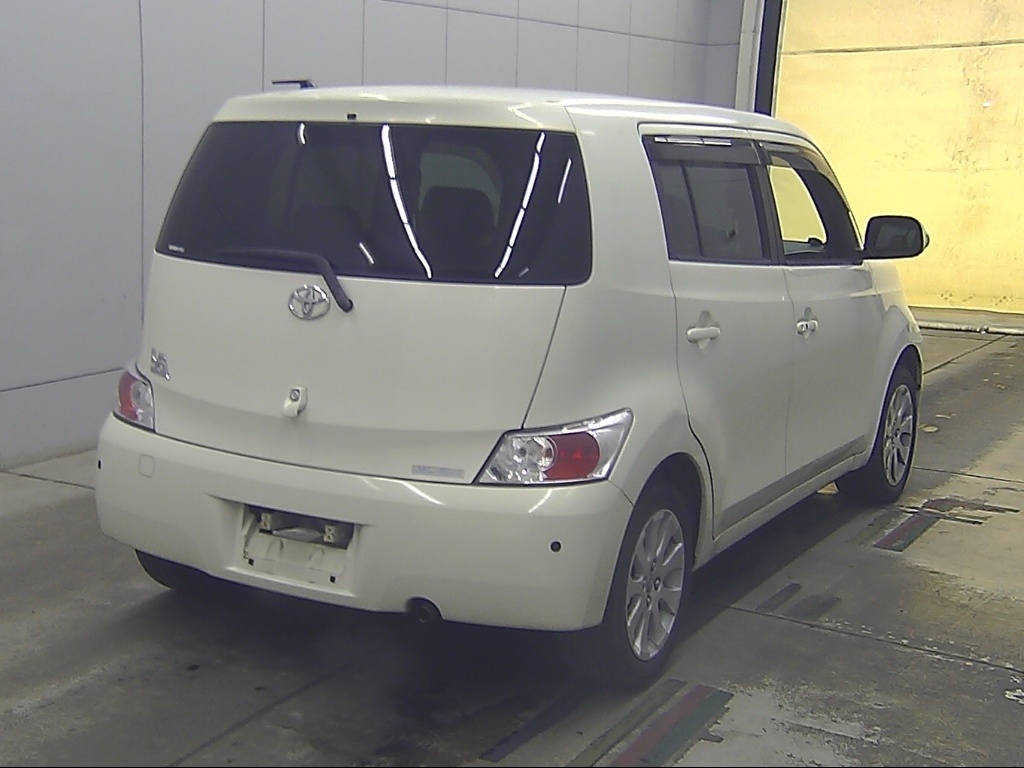 TOYOTA BB