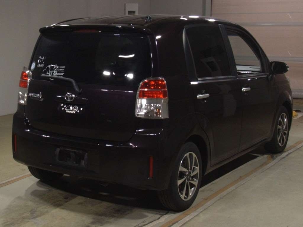 TOYOTA SPADE
