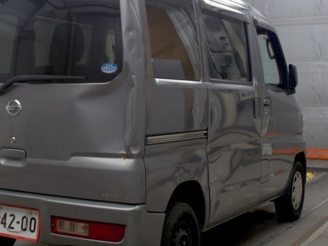 NISSAN NV100 CLIPPER