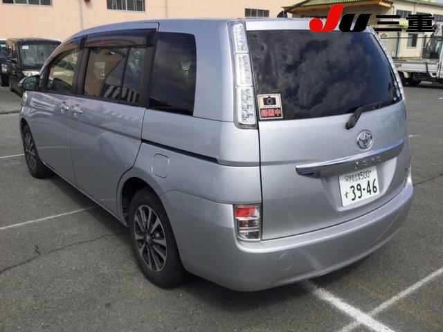 TOYOTA ISIS
