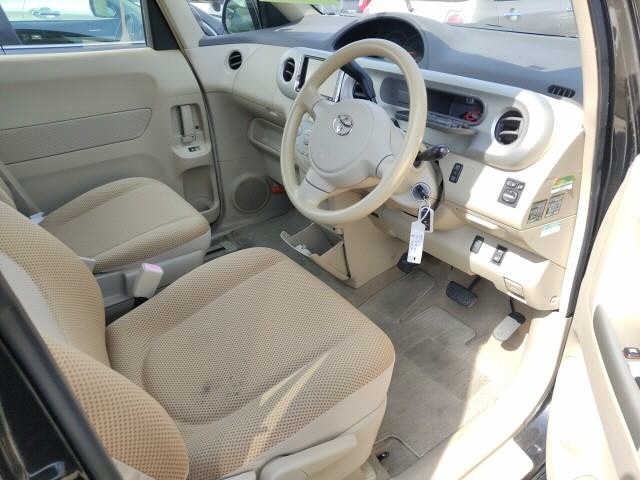 TOYOTA PORTE